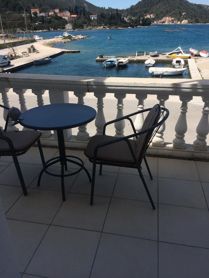 Villa Menalo Hodilje ภายนอก รูปภาพ